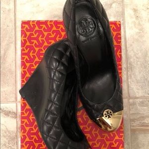Black & Gold Tory Burch wedges
